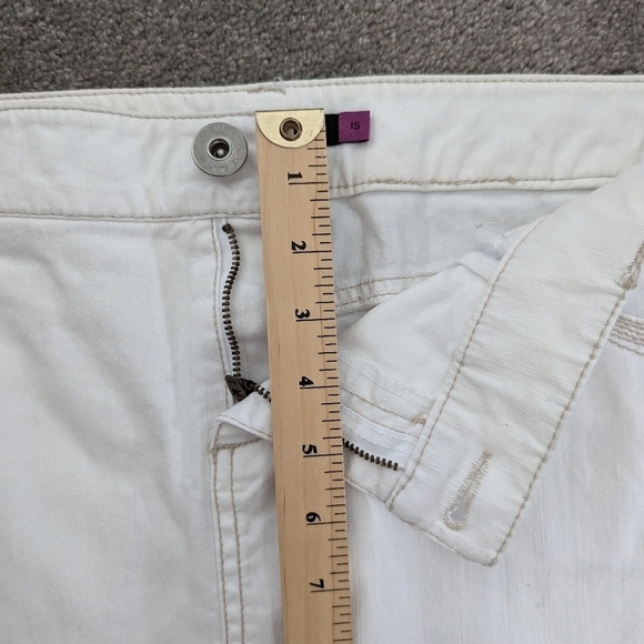 SMART Set white denim mini skirt with sparkling lace details size 16 - Picture 7 of 13